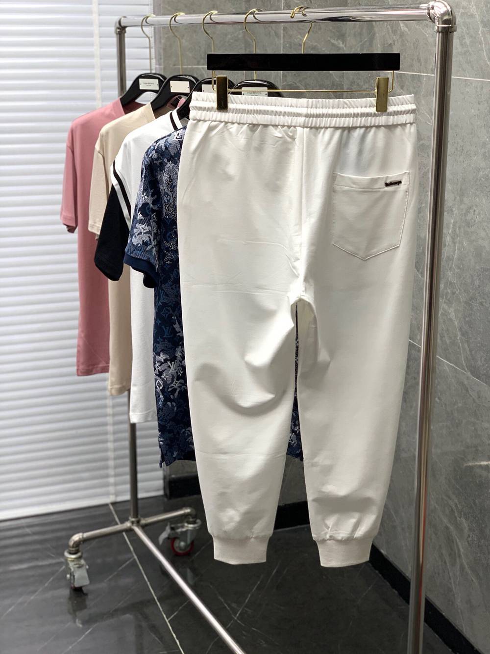 Bur-erry Trousers JP9618685